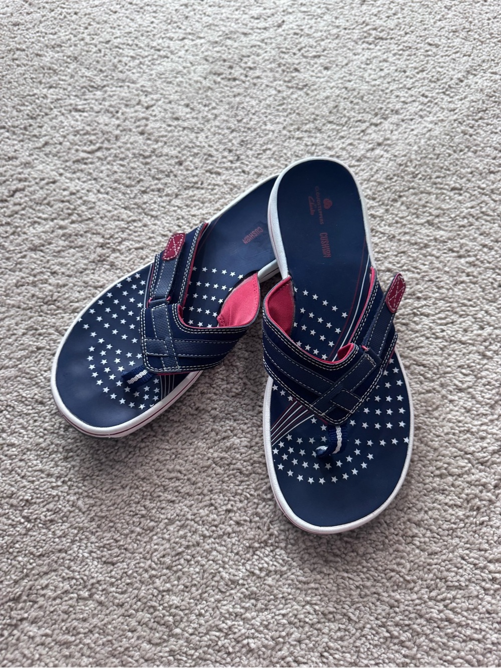 Clarks Cloudsteppers Red White Blue Stars Flip Flop Sandals Adjustable Size 9